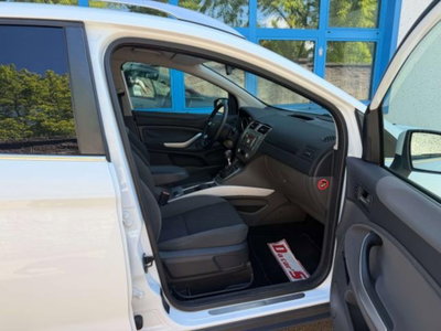 Ford Kuga 2.0 TDCi 140 CV 2WD DPF (9)