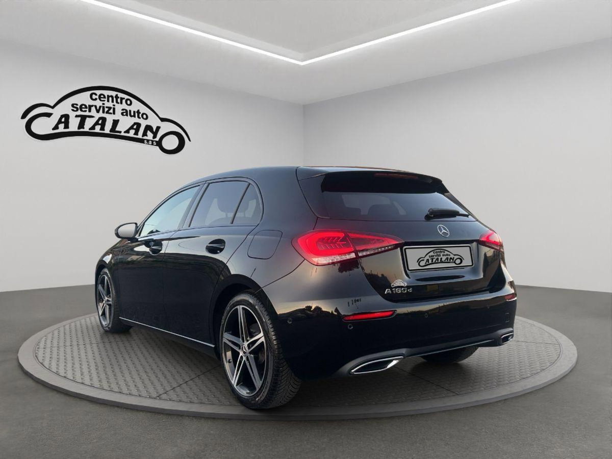 Mercedes-Benz Classe A Sedan 180 d Automatic 4p. Premium (3)