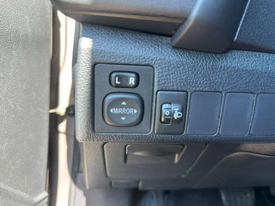 Toyota Auris 1.8 Hybrid Active (9)
