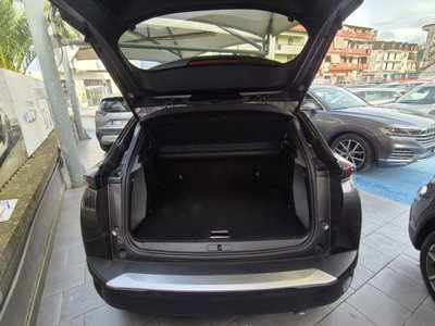 Peugeot 2008 BlueHDi 110 S&S Allure Pack (14)