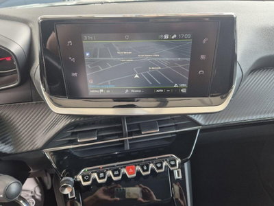 Peugeot 2008 BlueHDi 110 S&S Allure Pack (5)