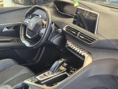 Peugeot 3008 BlueHDi 130 S&S EAT8 GT Line (2)