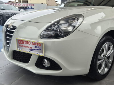 Alfa Romeo Giulietta 1.6 JTDm-2 Exclusive (13)