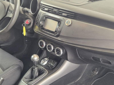 Alfa Romeo Giulietta 1.6 JTDm-2 Exclusive (2)