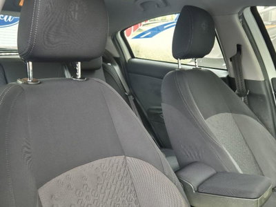 Alfa Romeo Giulietta 1.6 JTDm-2 Exclusive (6)