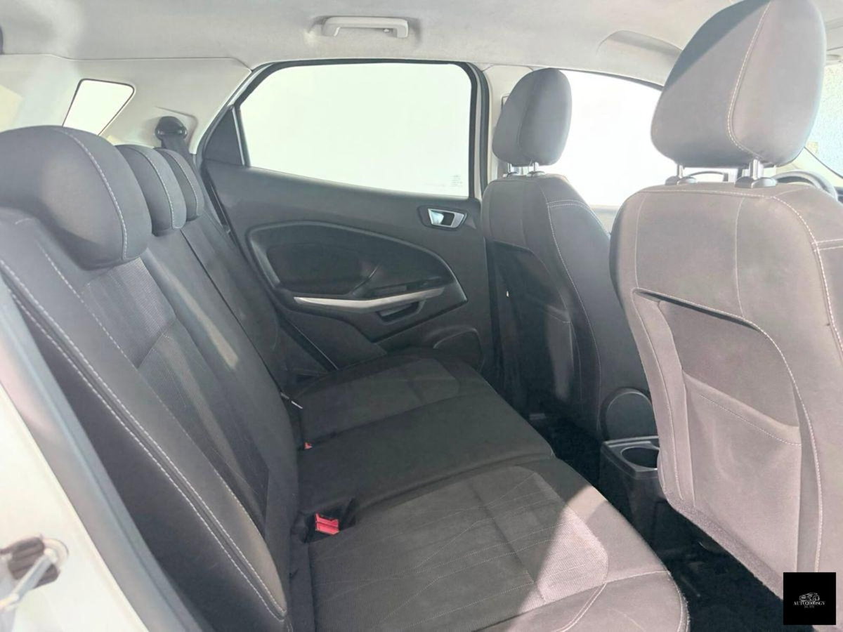 Ford EcoSport 1.5 TDCi 100 CV Start&Stop Titanium (12)
