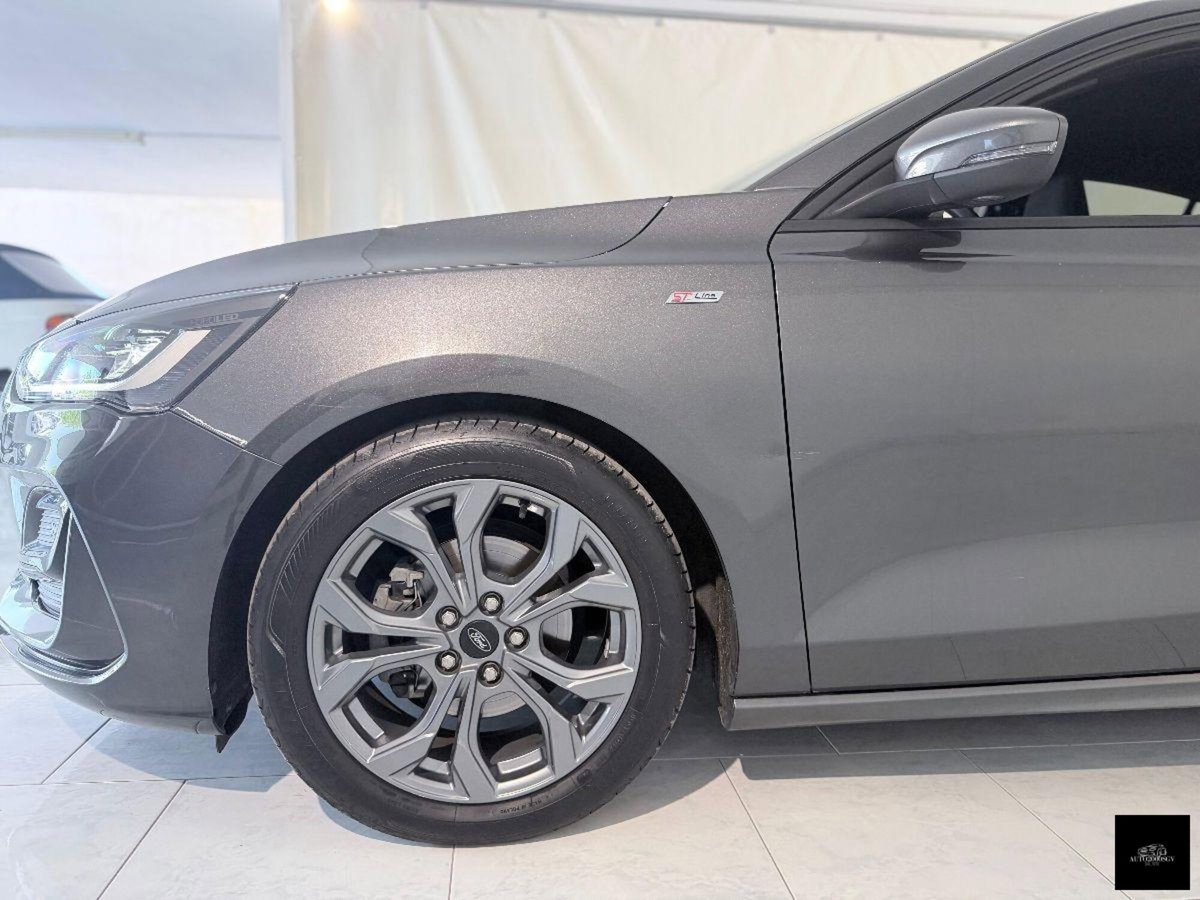 Ford Focus 1.5 ecoblue 115cv auto (5)