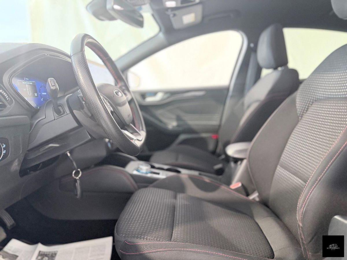 Ford Focus 1.5 ecoblue 115cv auto (8)