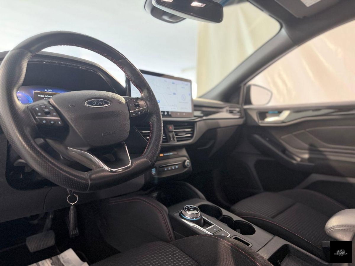Ford Focus 1.5 ecoblue 115cv auto (9)
