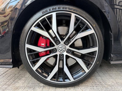 Volkswagen Golf GTI Performance 2.0 245 CV TSI 5p. BMT (11)