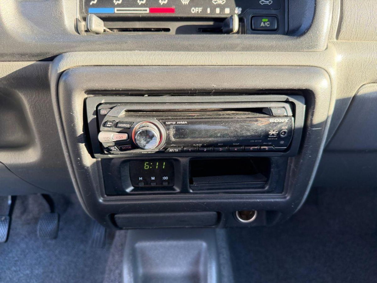 Suzuki Jimny 1.5 DDiS cat 4WD JLX Più (14)