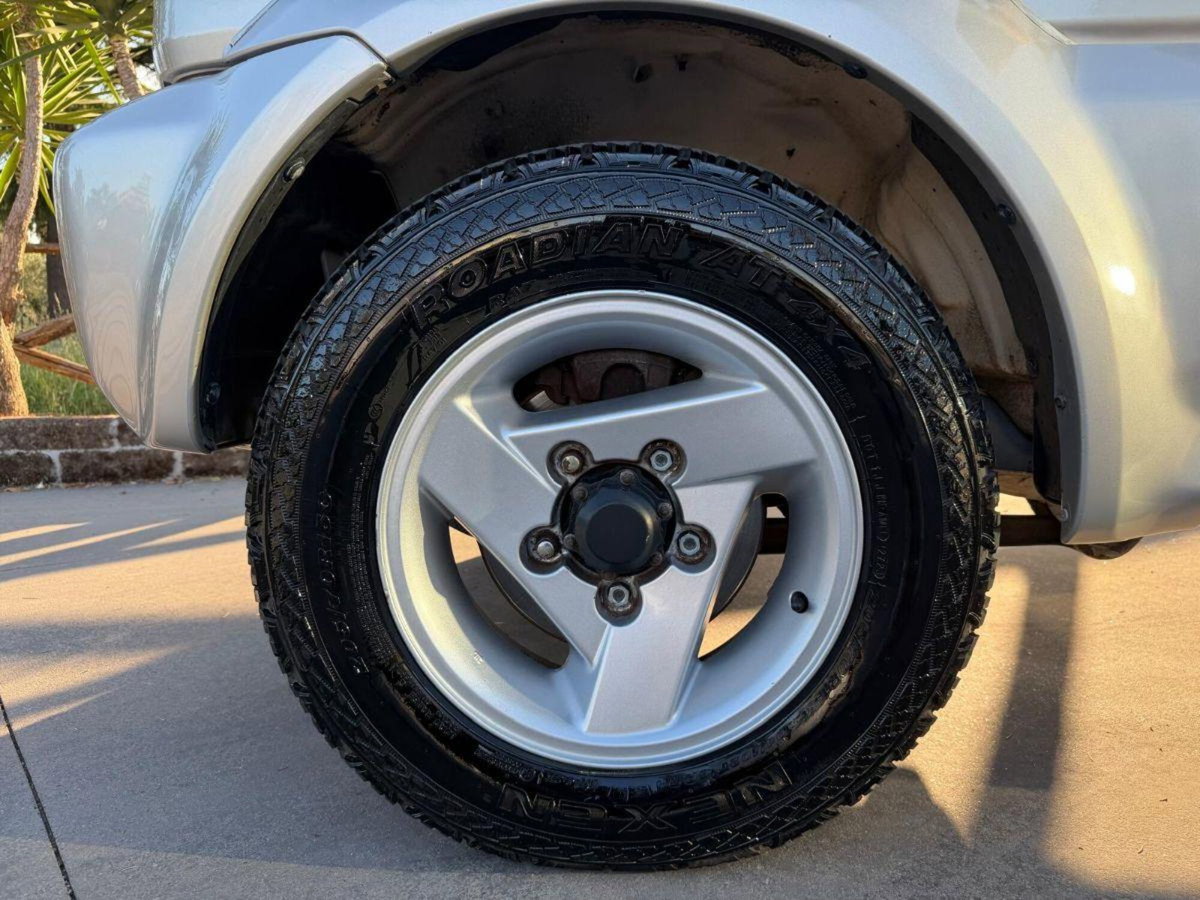 Suzuki Jimny 1.5 DDiS cat 4WD JLX Più (17)