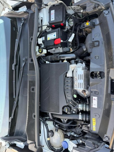 Peugeot 2008 PureTech 100 S&S Allure (17)