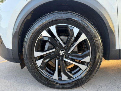 Peugeot 2008 PureTech 100 S&S Allure (18)