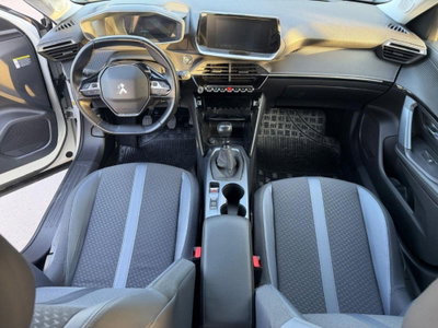 Peugeot 2008 PureTech 100 S&S Allure (9)