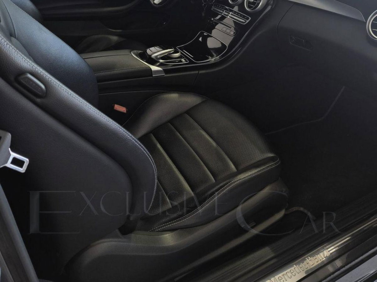 Mercedes-Benz Classe C Coupé 220 d Auto 4Matic Coupé Sport (17)