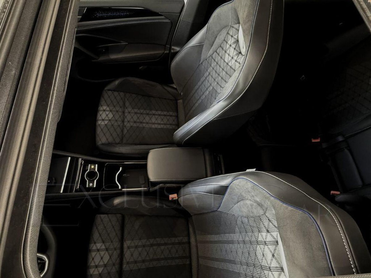 Volkswagen Tiguan 1.5 etsi R-Line 150cv dsg (20)