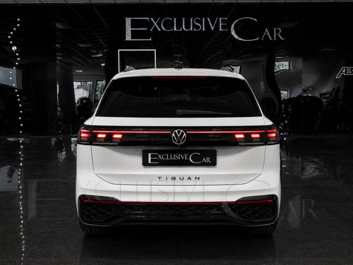 Volkswagen Tiguan 1.5 etsi R-Line 150cv dsg (5)