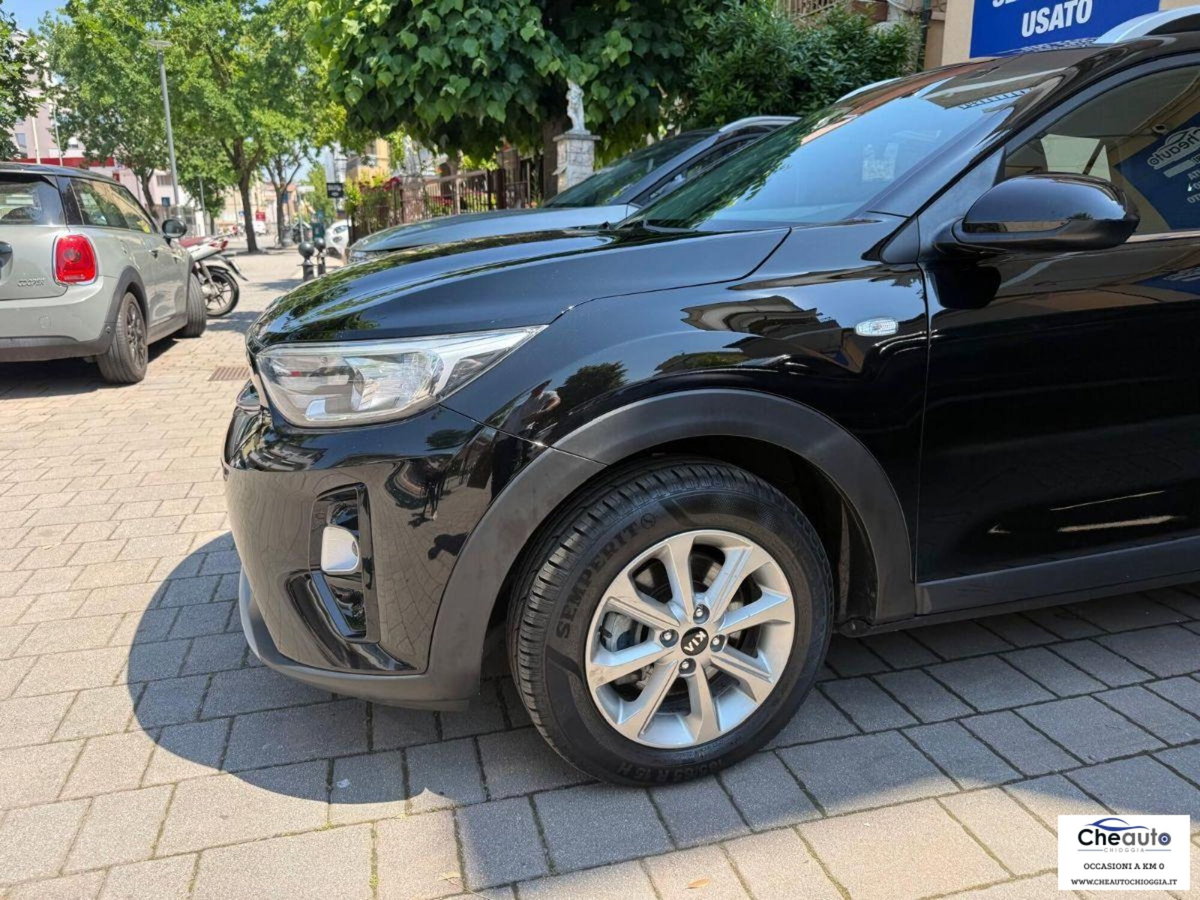 Kia Stonic 1.4 MPI EcoGPL Energy (4)