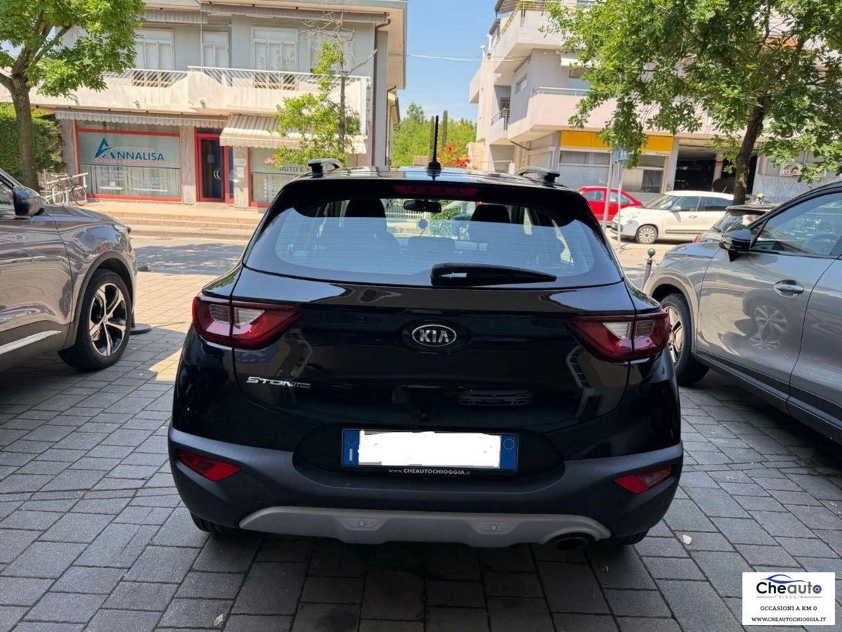 Kia Stonic 1.4 MPI EcoGPL Energy (6)