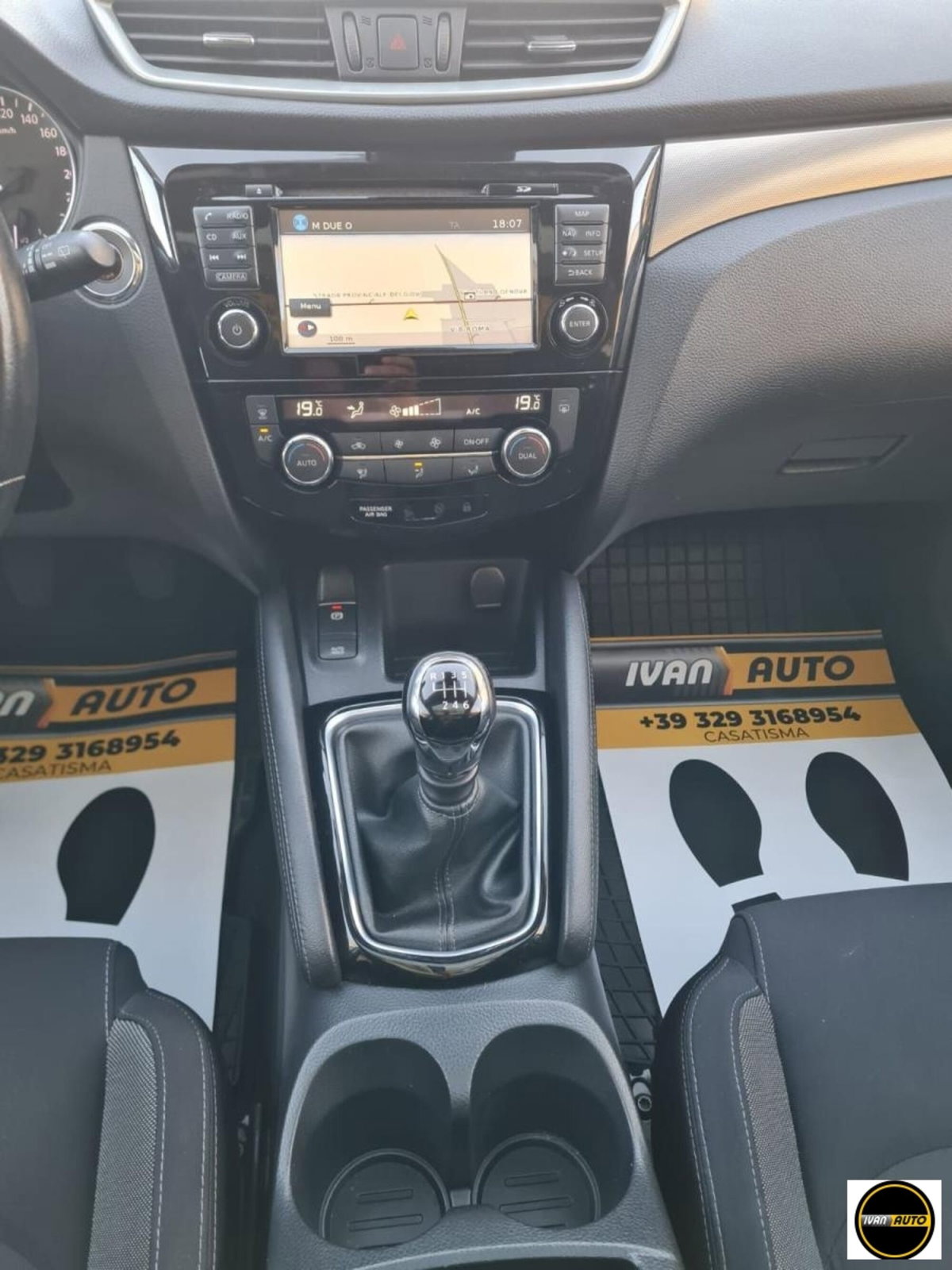 Nissan Qashqai 1.5 dCi N-Connecta (10)