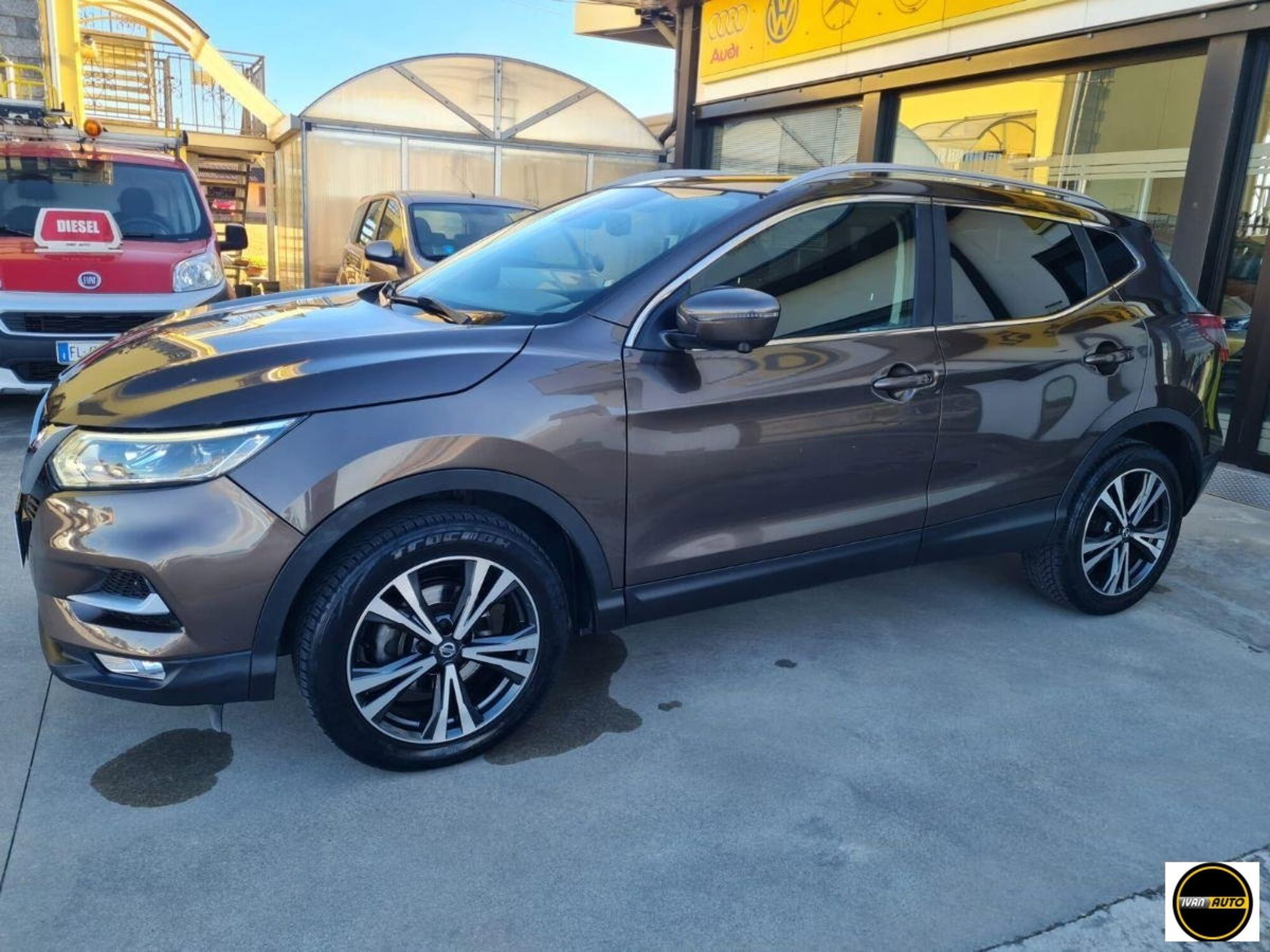 Nissan Qashqai 1.5 dCi N-Connecta (4)