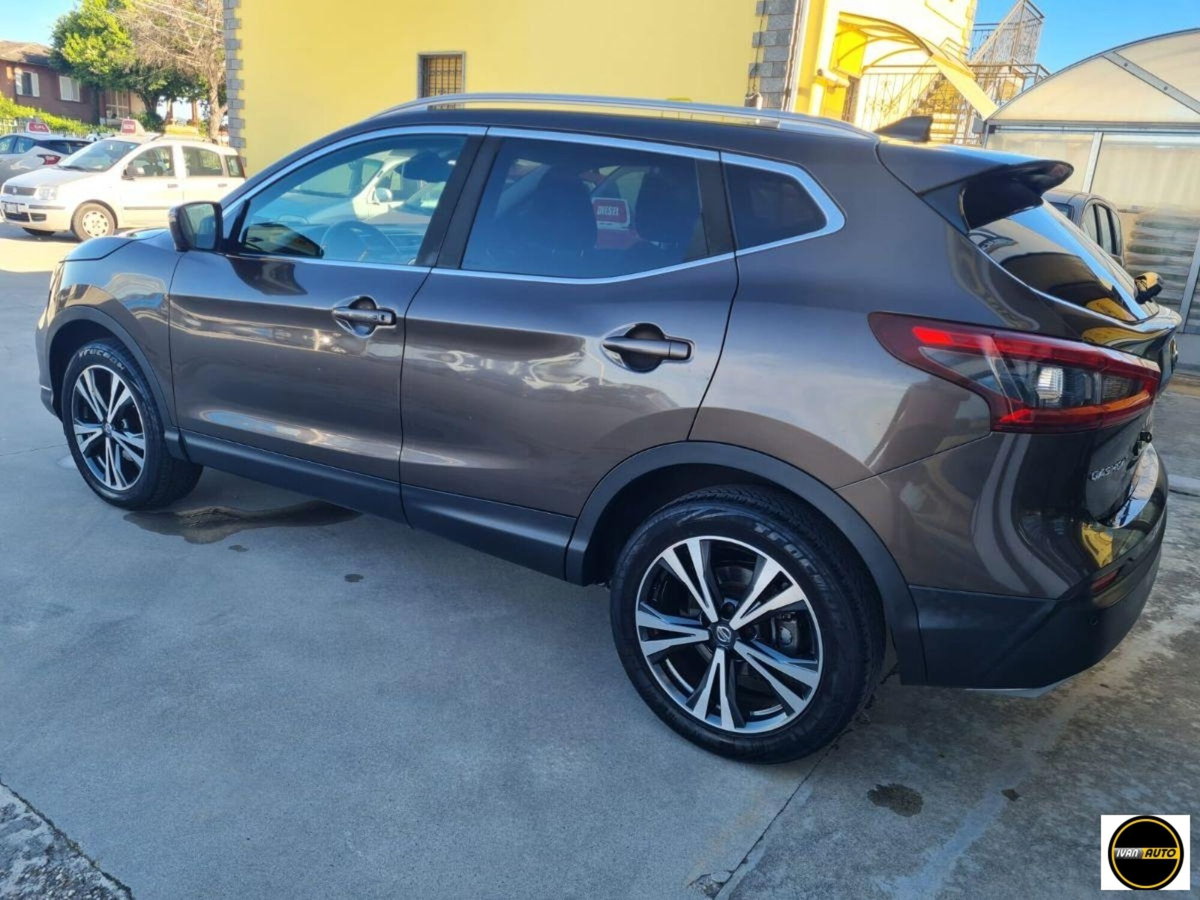 Nissan Qashqai 1.5 dCi N-Connecta (7)
