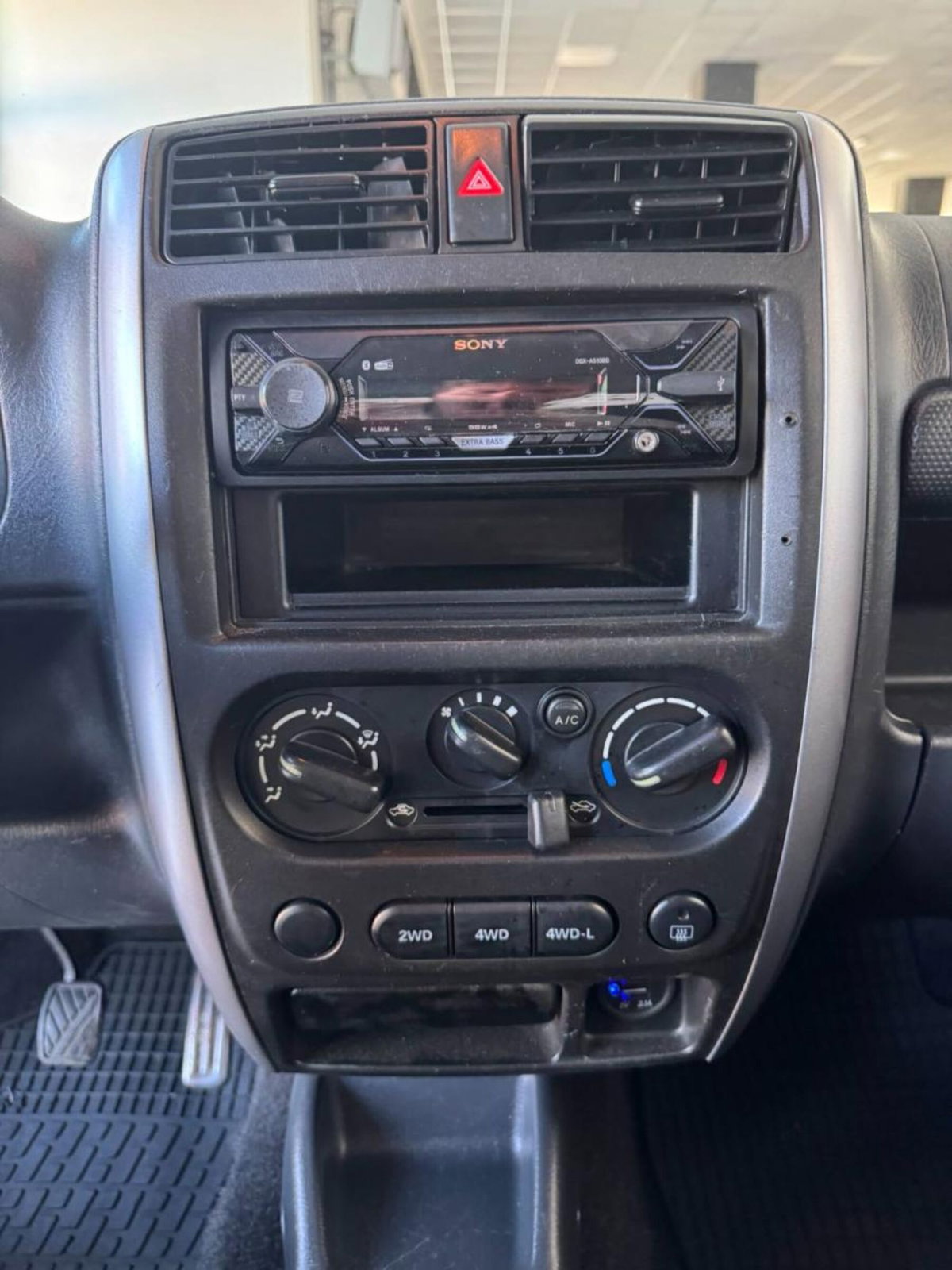 Suzuki Jimny 1.3 4WD Evolution (13)