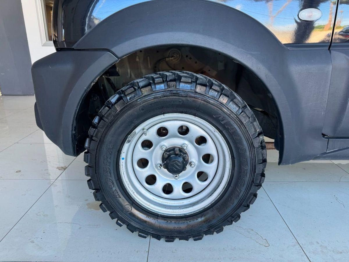 Suzuki Jimny 1.3 4WD Evolution (7)