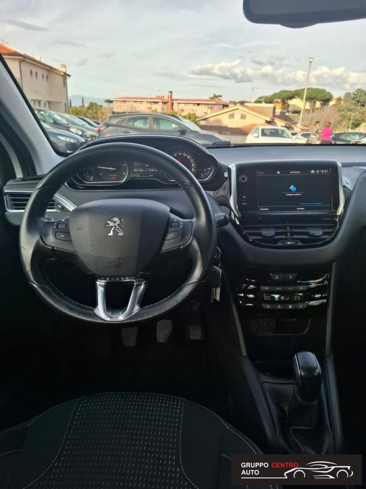 Peugeot 208 BlueHDi 100 Stop&Start 5 porte Allure (17)