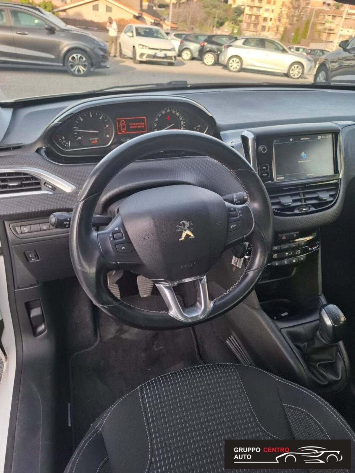 Peugeot 208 BlueHDi 100 Stop&Start 5 porte Allure (9)