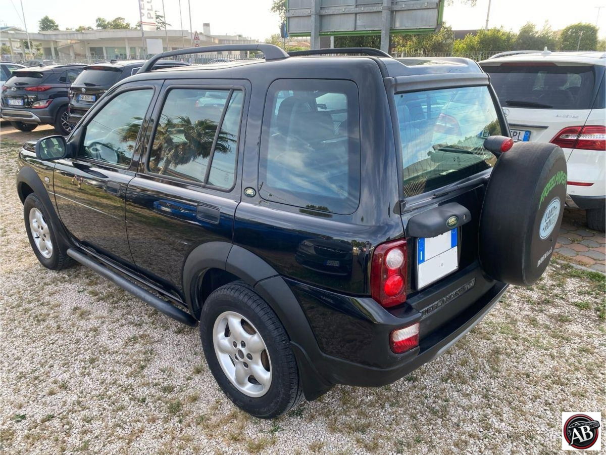 Land Rover Freelander 2.0 Td4 16V cat S.W. SE (10)