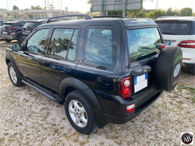 Land Rover Freelander 2.0 Td4 16V cat S.W. SE (10)