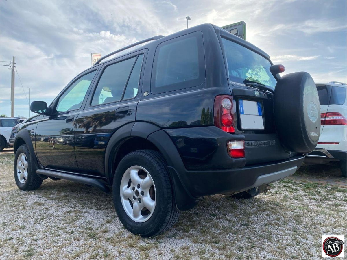 Land Rover Freelander 2.0 Td4 16V cat S.W. SE (11)