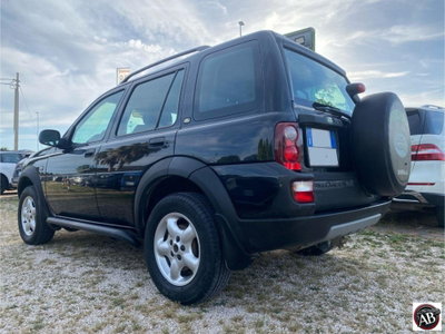 Land Rover Freelander 2.0 Td4 16V cat S.W. SE (11)