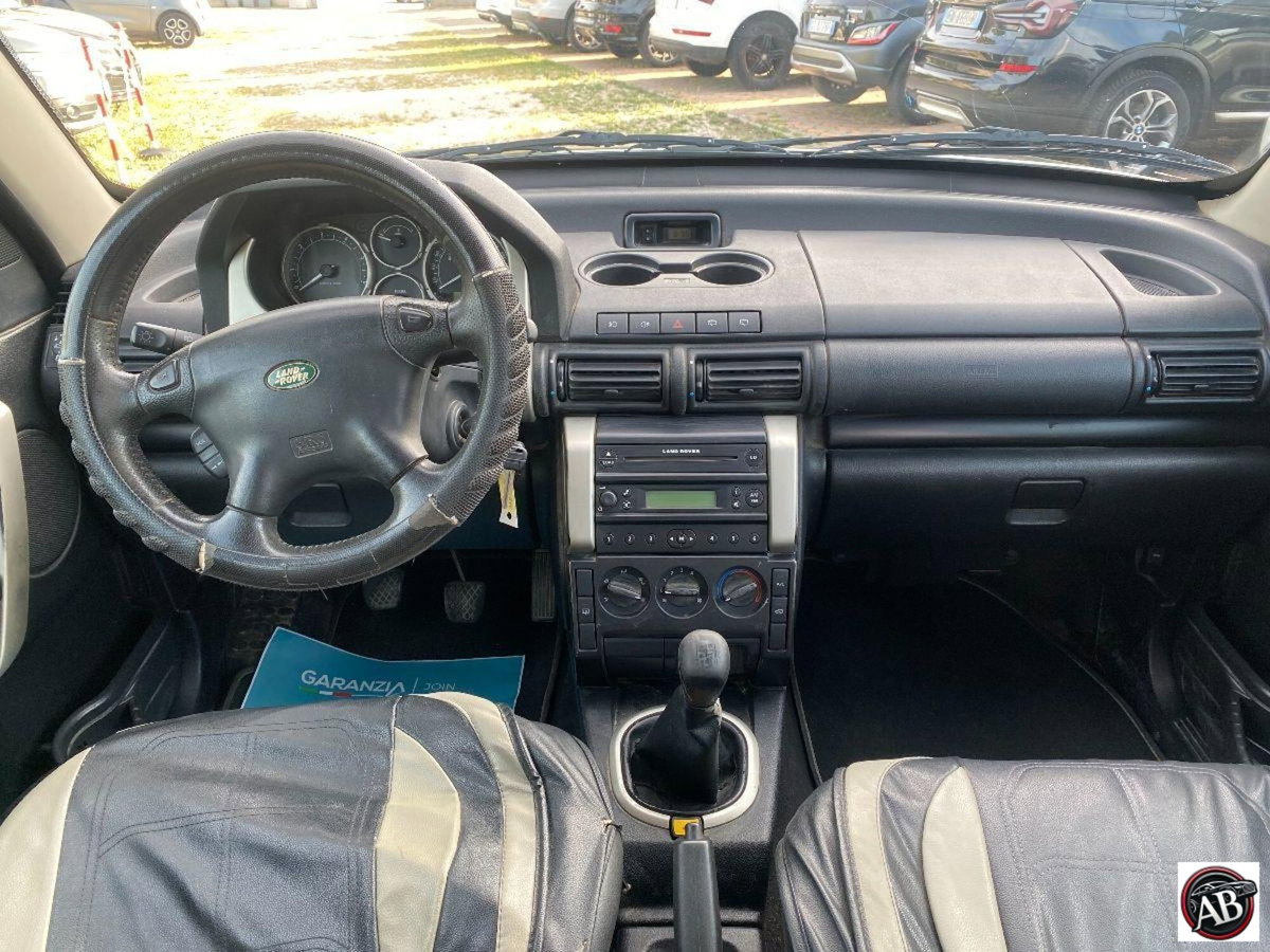 Land Rover Freelander 2.0 Td4 16V cat S.W. SE (14)