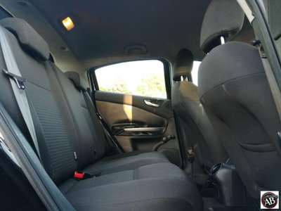 Alfa Romeo Giulietta 1.6 JTDm-2 Distinctive (17)