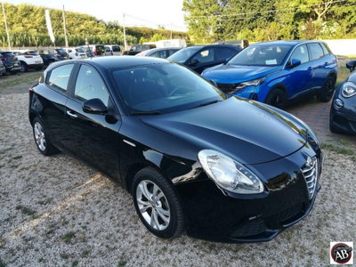 Alfa Romeo Giulietta 1.6 JTDm-2 Distinctive (5)