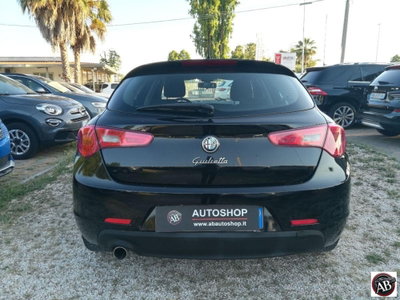 Alfa Romeo Giulietta 1.6 JTDm-2 Distinctive (7)