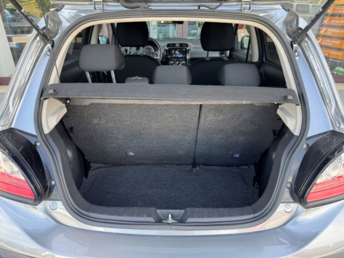 Mitsubishi Space Star 1.2 Intense SDA (11)