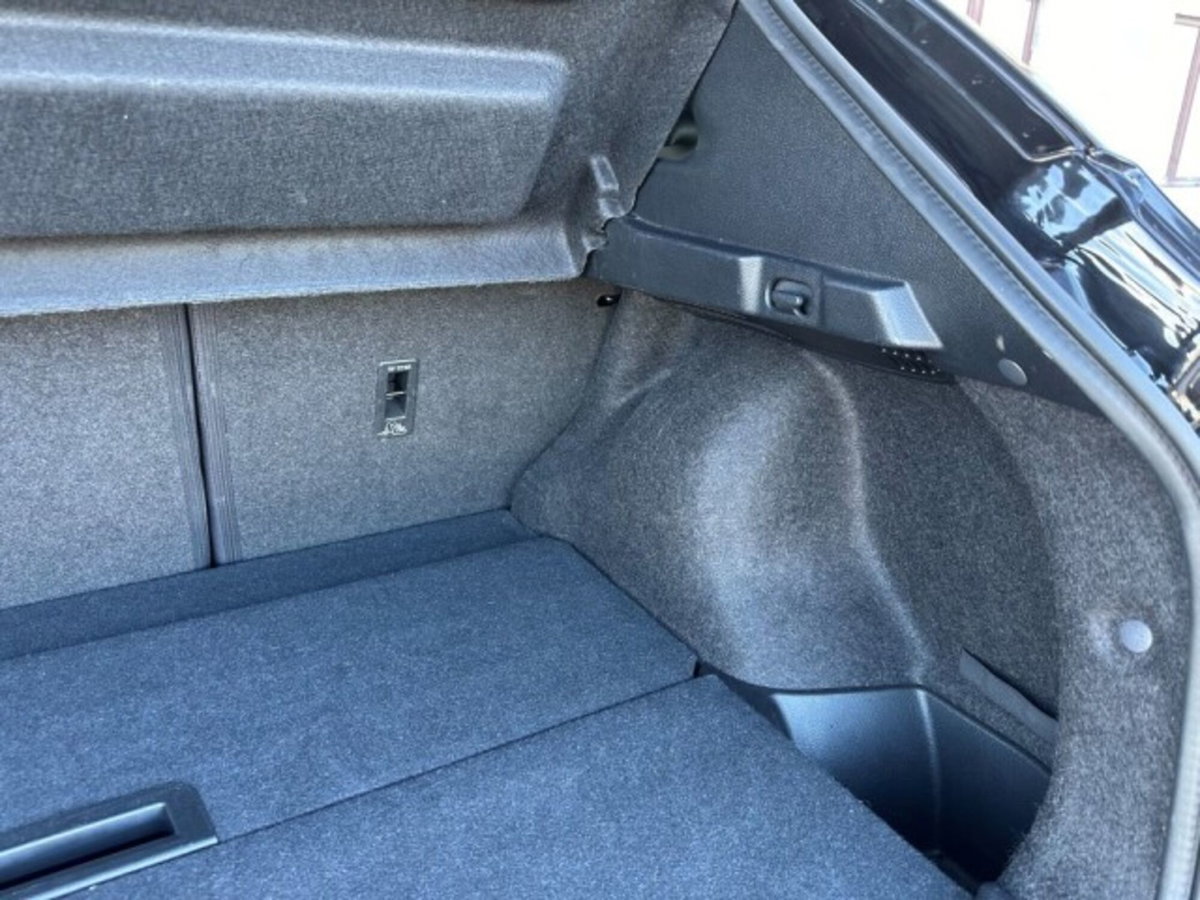 Nissan Qashqai 1.5 dCi N-Connecta (15)