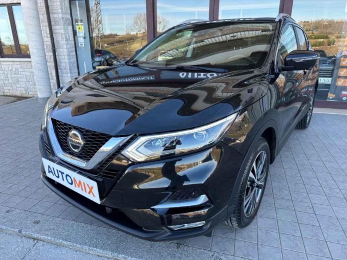 Nissan Qashqai 1.5 dCi N-Connecta (3)