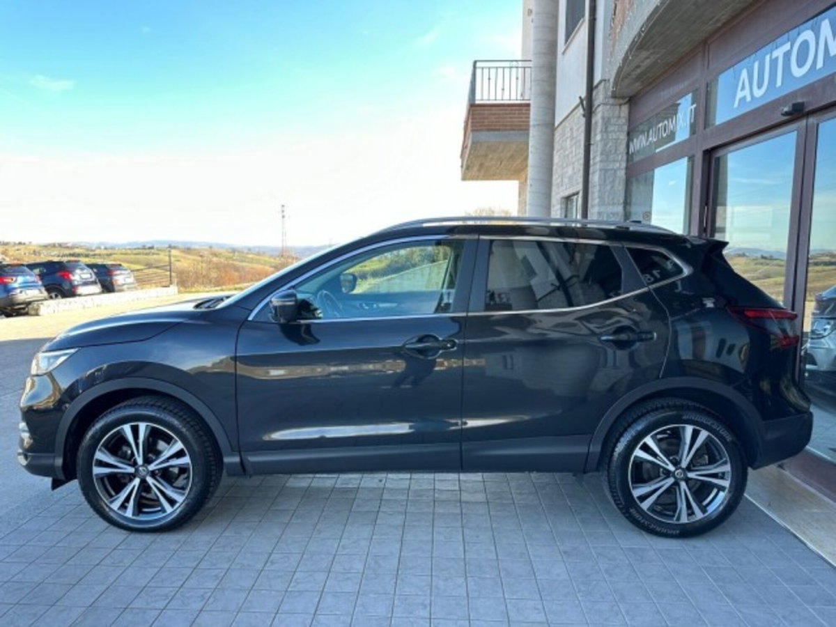 Nissan Qashqai 1.5 dCi N-Connecta (8)