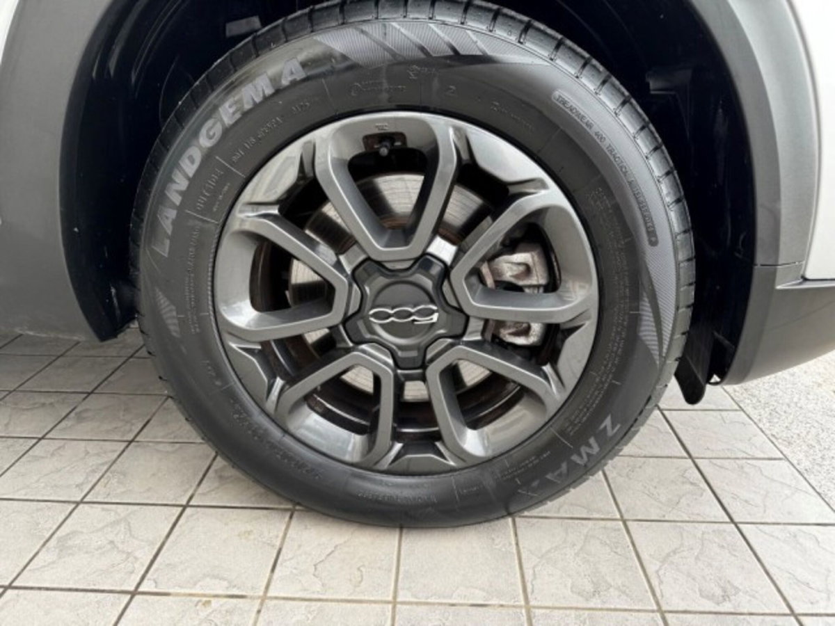 Fiat 500X 1.5 T4 Hybrid 130 CV DCT Yacht Club Capri (10)