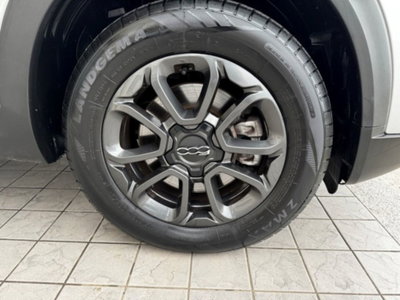 Fiat 500X 1.5 T4 Hybrid 130 CV DCT Yacht Club Capri (10)