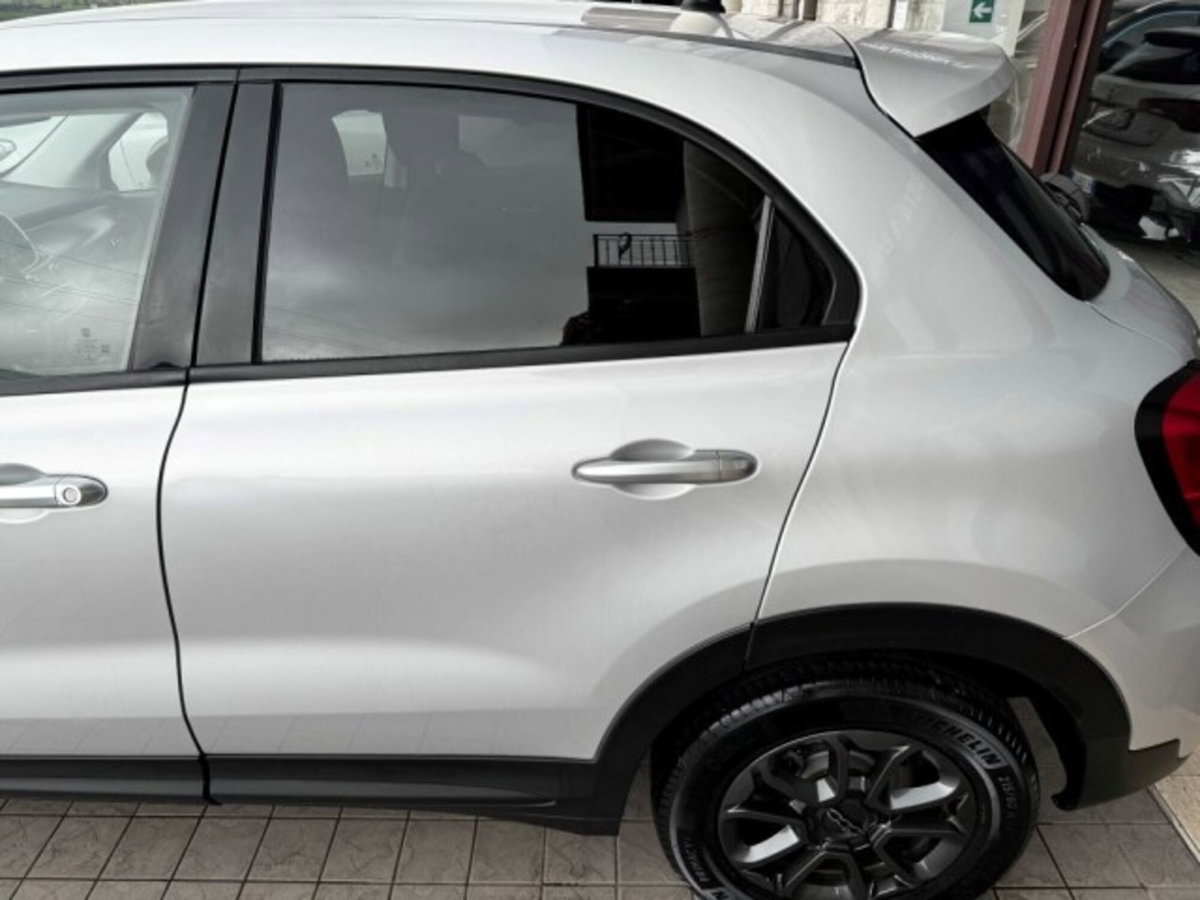 Fiat 500X 1.5 T4 Hybrid 130 CV DCT Yacht Club Capri (12)