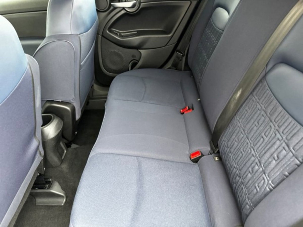 Fiat 500X 1.5 T4 Hybrid 130 CV DCT Yacht Club Capri (17)