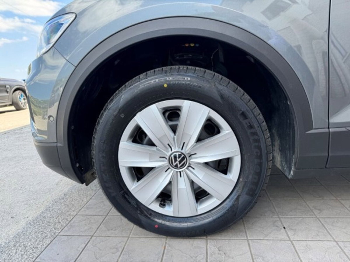 Volkswagen T-Roc 1.0 TSI Style (11)