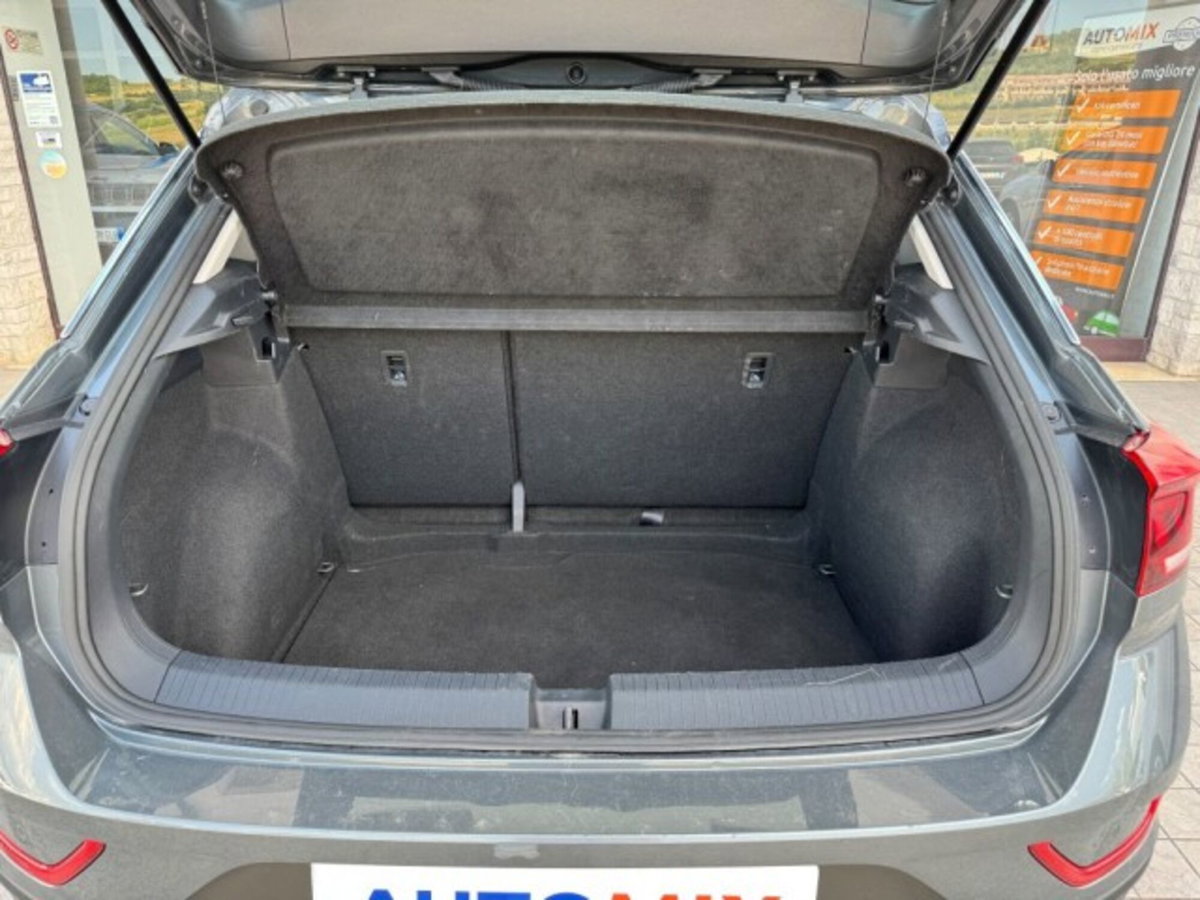 Volkswagen T-Roc 1.0 TSI Style (14)