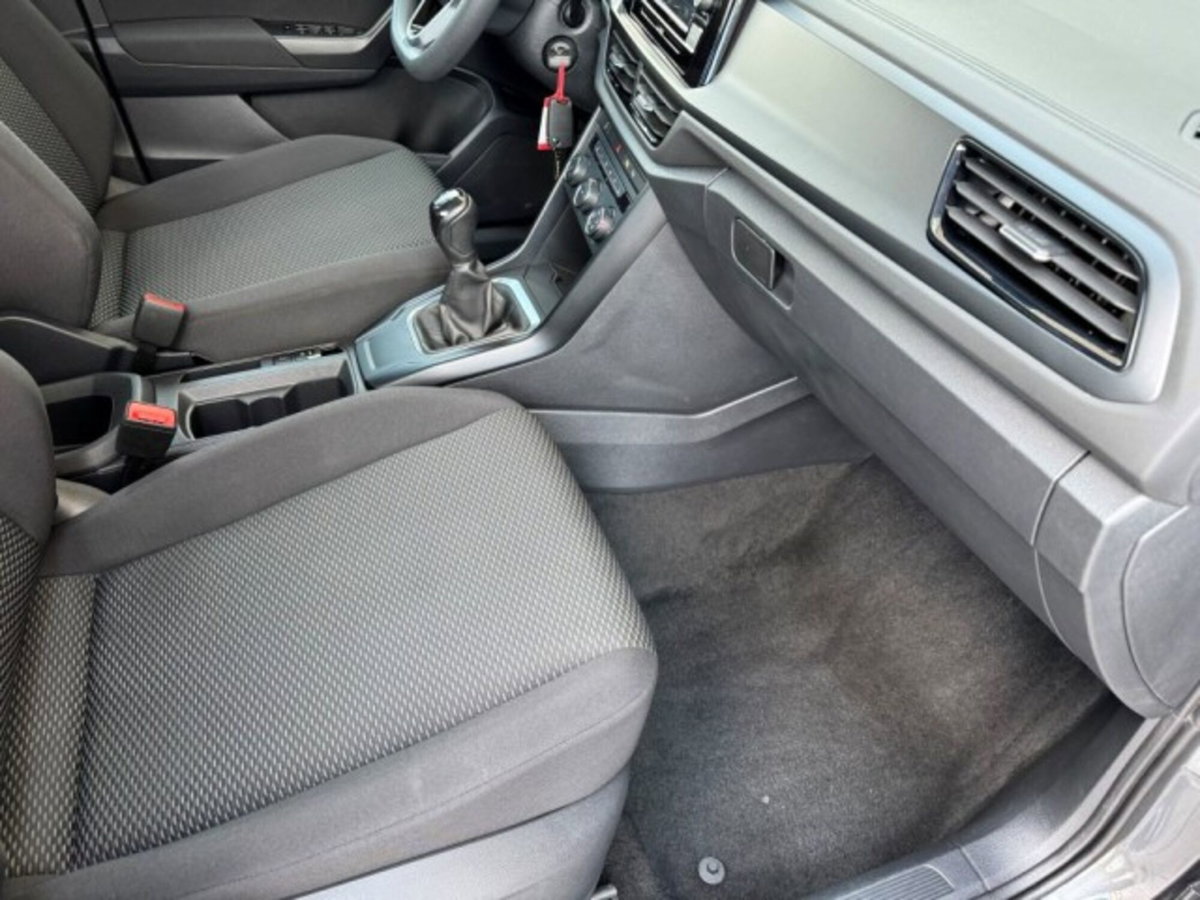 Volkswagen T-Roc 1.0 TSI Style (18)